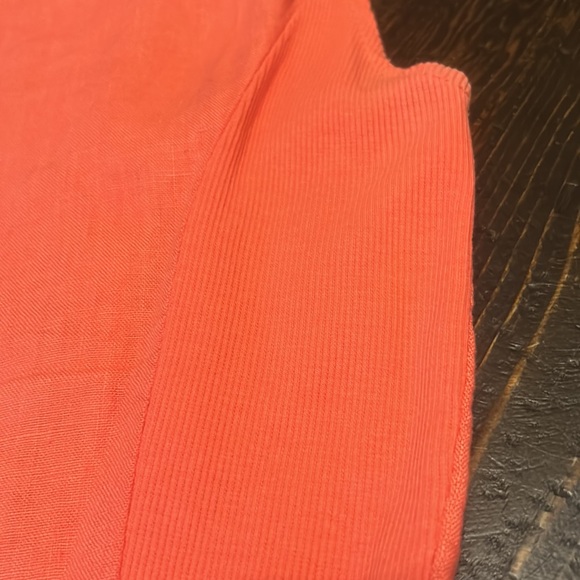 Lightweight linen dress with beaded neckline - Picture 8 of 9